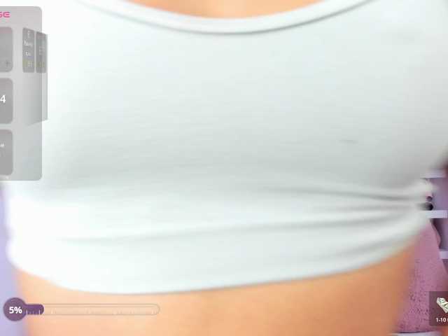 HelenMartin live cam on BongaCams