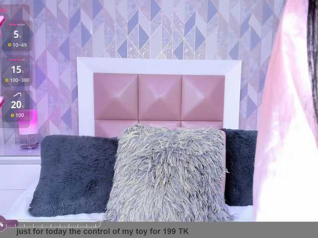 HelenMartin live webcam show