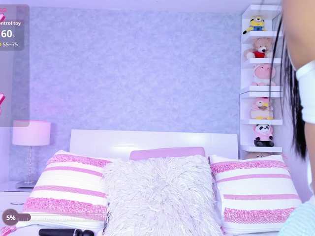 HelenMartin live cam on BongaCams
