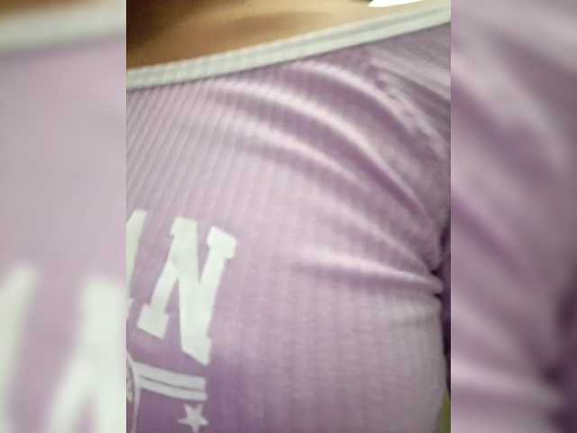 HelenMartin live cam on BongaCams