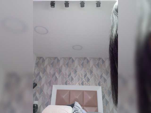 HelenMartin live cam on BongaCams