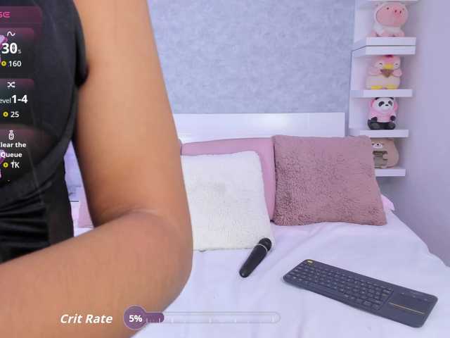 HelenMartin live cam on BongaCams