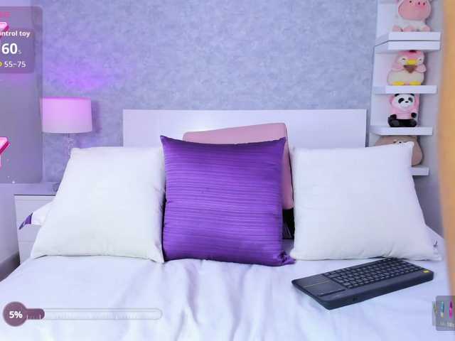 HelenMartin live cam on BongaCams