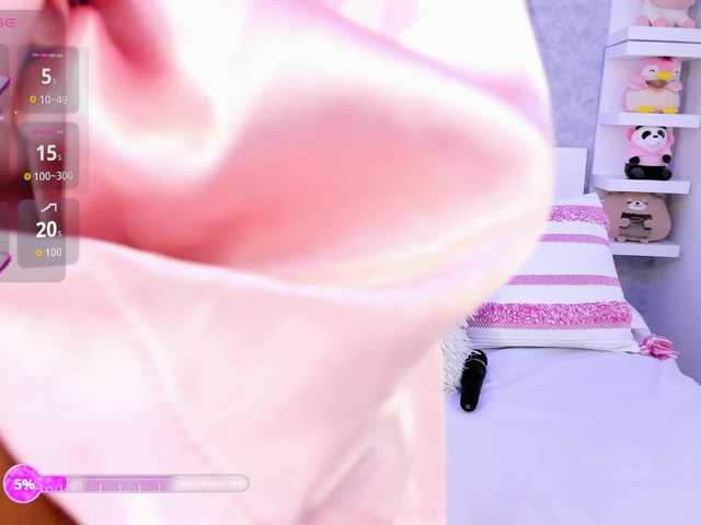 HelenMartin live cam on BongaCams
