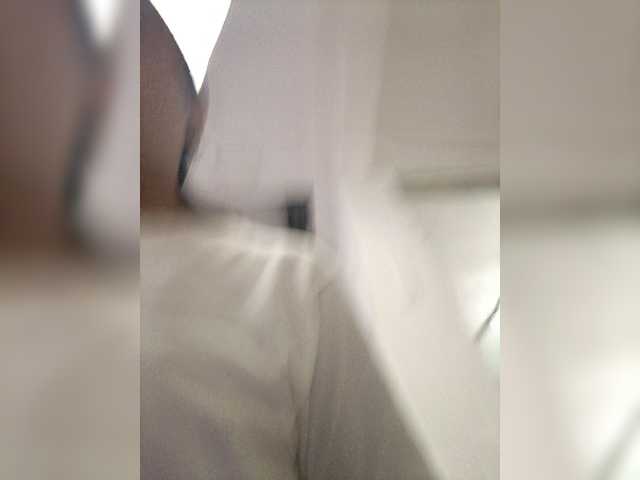 HelenMartin live cam preview