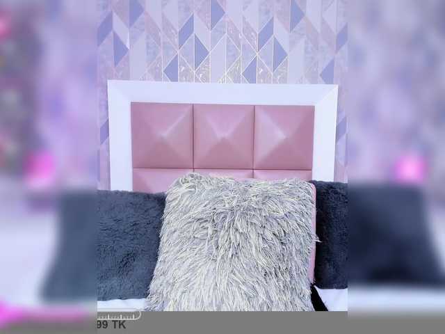 HelenMartin live webcam show