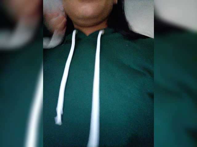 HelenMartin live cam on BongaCams
