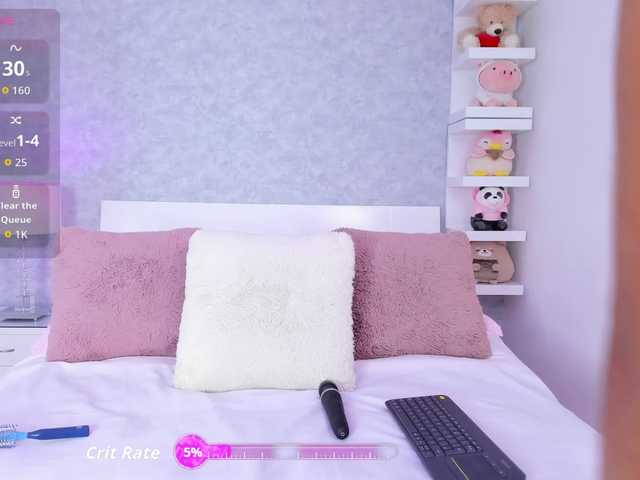 HelenMartin live cam on BongaCams