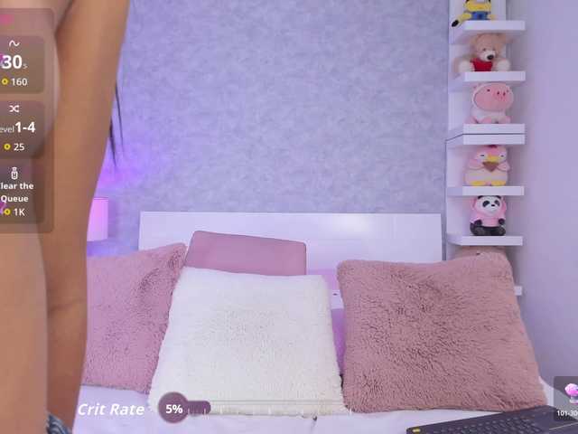 HelenMartin live cam on BongaCams