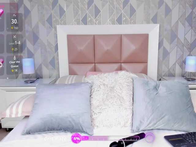 HelenMartin's BongaCams show and profile