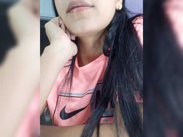 HelenMartin live cam on BongaCams