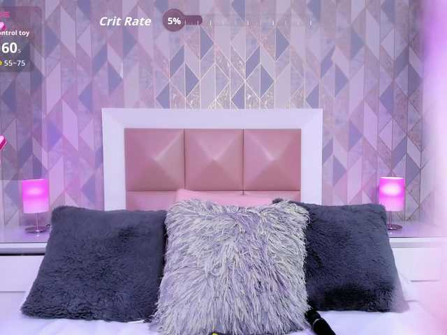 HelenMartin live cam on BongaCams