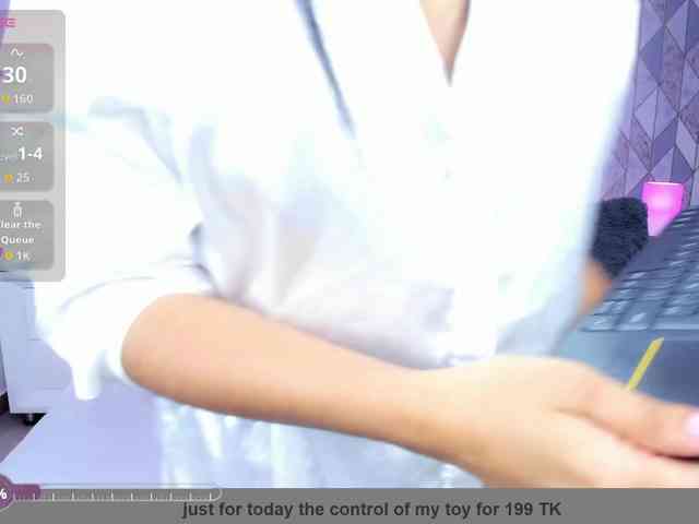HelenMartin Live Webcam on BongaCams