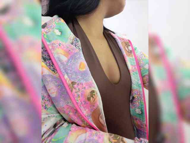 Modelo: HelenMartin