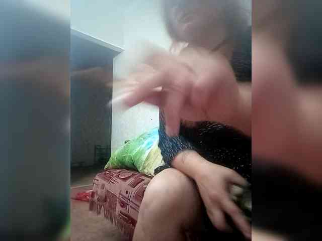 Koti9811 webcam