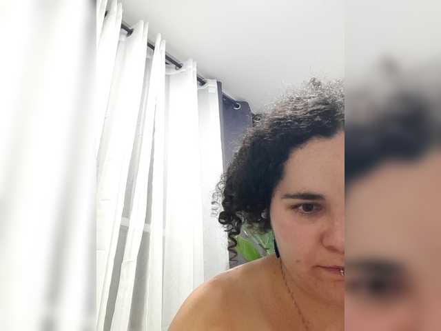 Reichel05 live cam on BongaCams