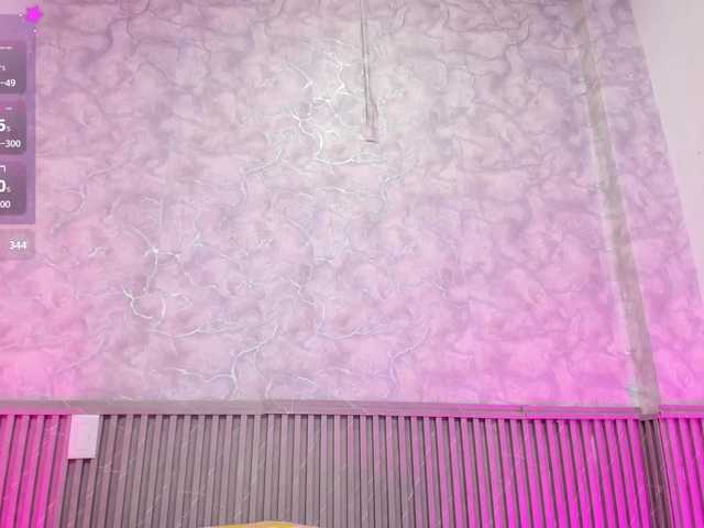 Reichel05 live webcam show