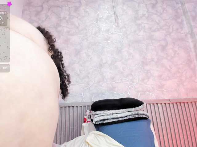 Reichel05 live cam on BongaCams