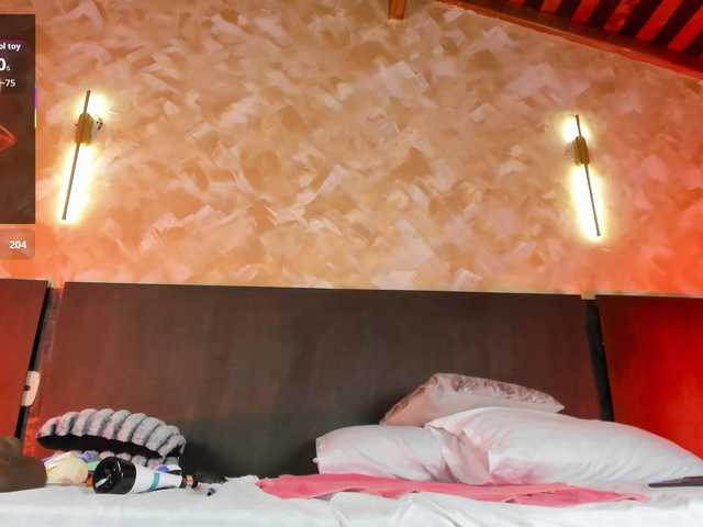 Reichel05 live cam on BongaCams