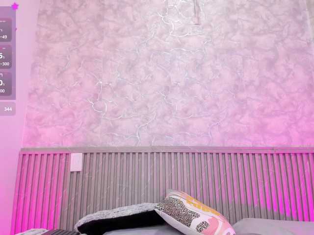 Reichel05 live webcam show