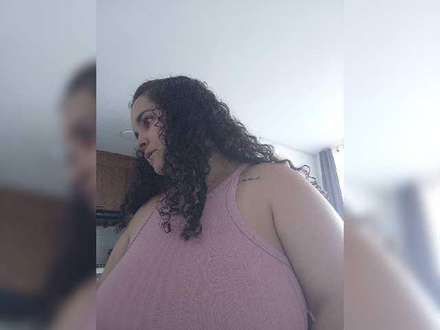 Reichel05 live cam on BongaCams