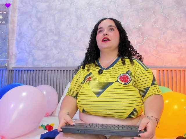 Reichel05 live cam on BongaCams