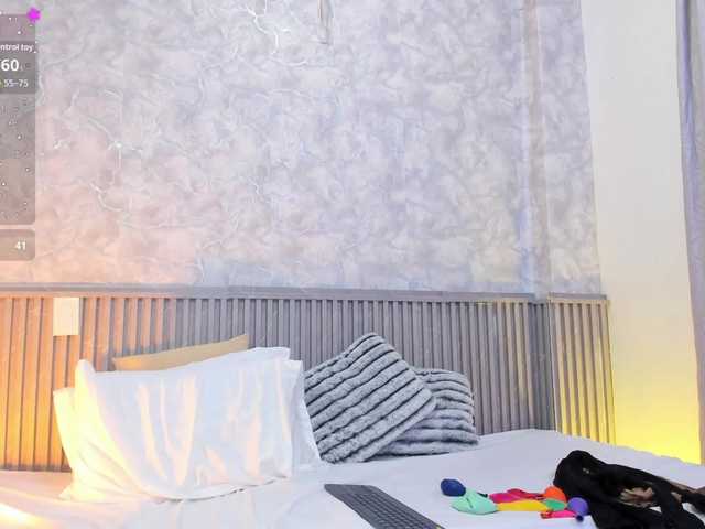 Reichel05 live cam on BongaCams