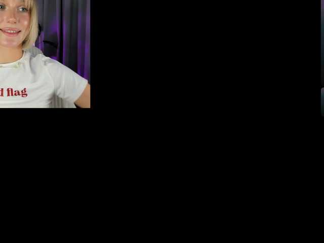 IceStrawberry live cam on BongaCams