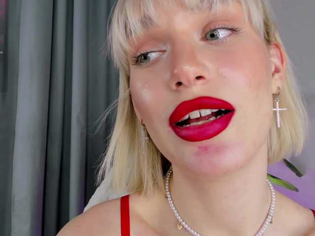 IceStrawberry webcam