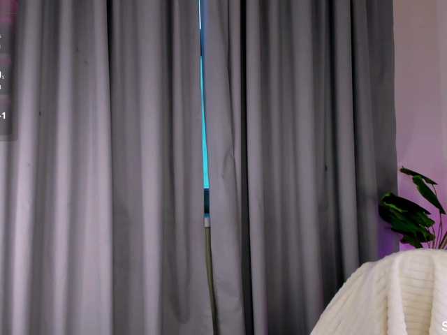 IceStrawberry's BongaCams show and profile