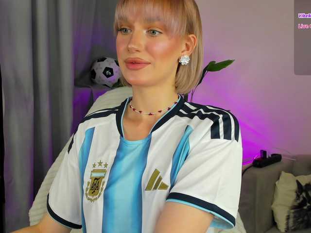 IceStrawberry live cam