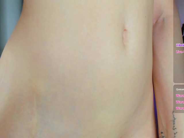 IceStrawberry live cam on BongaCams