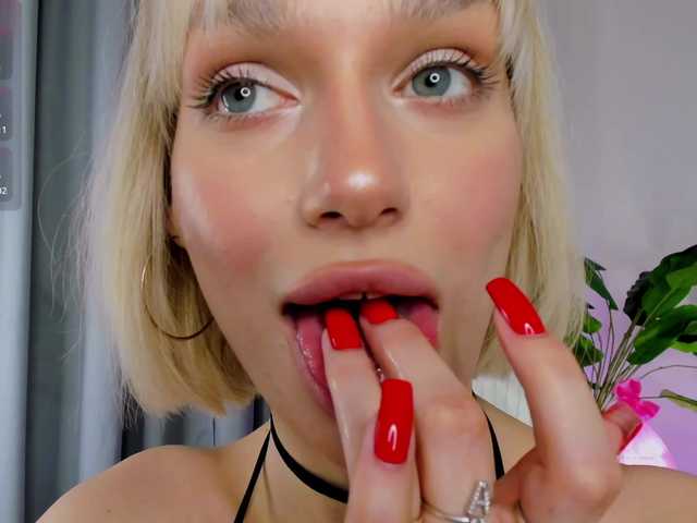 IceStrawberry webcam