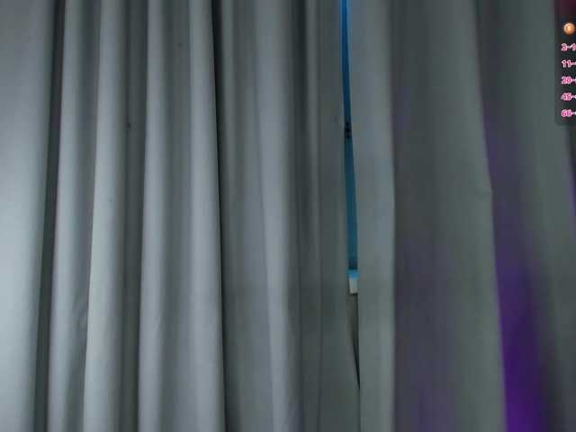 IceStrawberry live cam on BongaCams