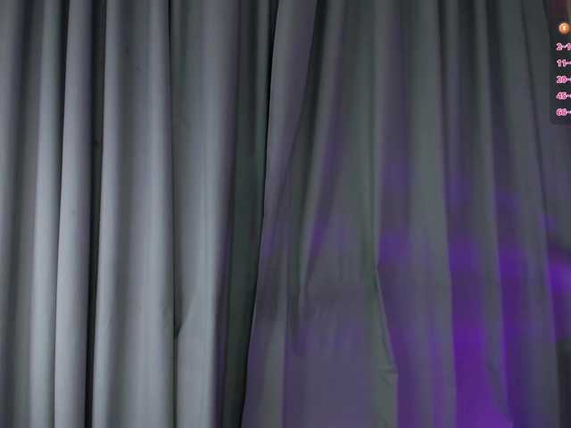 IceStrawberry live cam on BongaCams