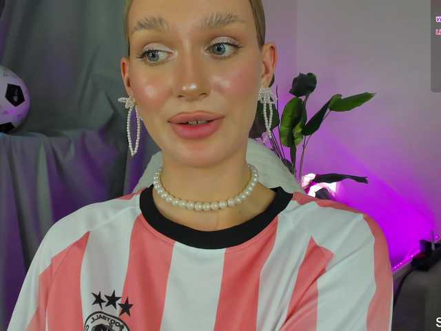 IceStrawberry live