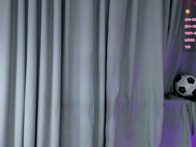 IceStrawberry live cam on BongaCams