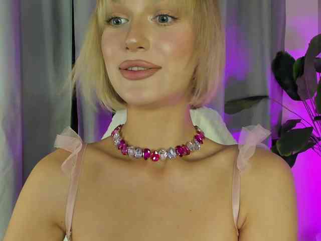 IceStrawberry webcam