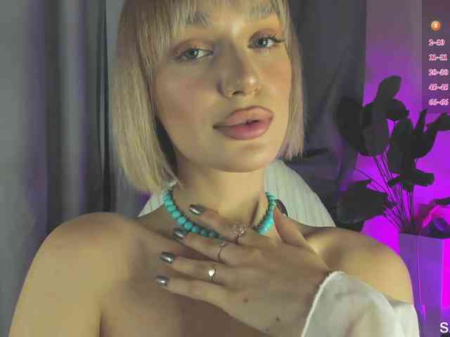 IceStrawberry webcam