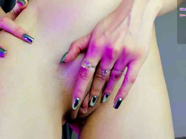 IceStrawberry Sex Cam Show