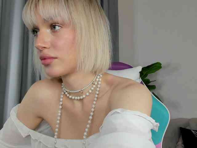 IceStrawberry webcam