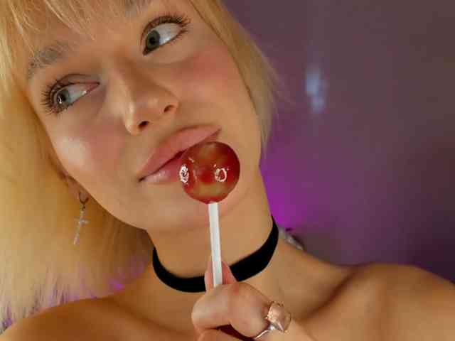 IceStrawberry