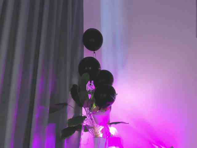 IceStrawberry webcam