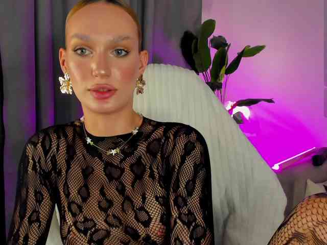 IceStrawberry webcam