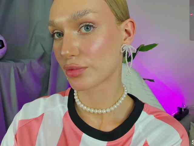 IceStrawberry webcam