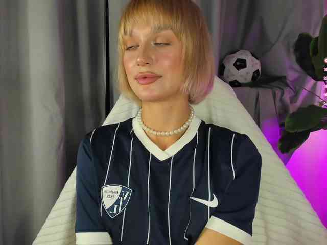 IceStrawberry webcam