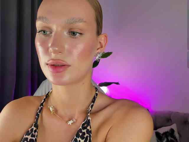 IceStrawberry webcam