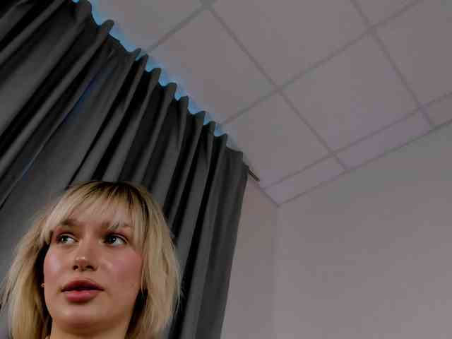 IceStrawberry webcam