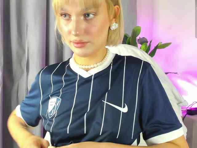 IceStrawberry webcam