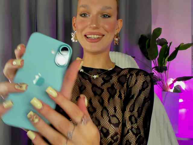 IceStrawberry webcam